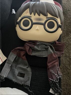 Harry Potter Funko Pop Oversized Halloween Costume Mask and Clara Clark scarf